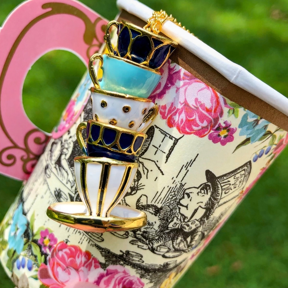 Alice in Wonderland Golden Teacup Party Necklace - Picture 9 of 16